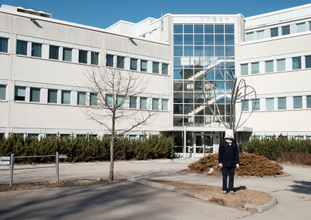 Otso Huhtala: Matkamuistoja Helsingistä, 2025.
